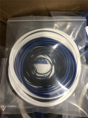 NPK16XBのブレーカのシールのキットのハンマーのシールはオイル抵抗を置いた